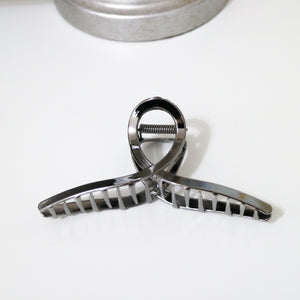 Metal Twist Curved Hair Claw Clip - Gunmetal